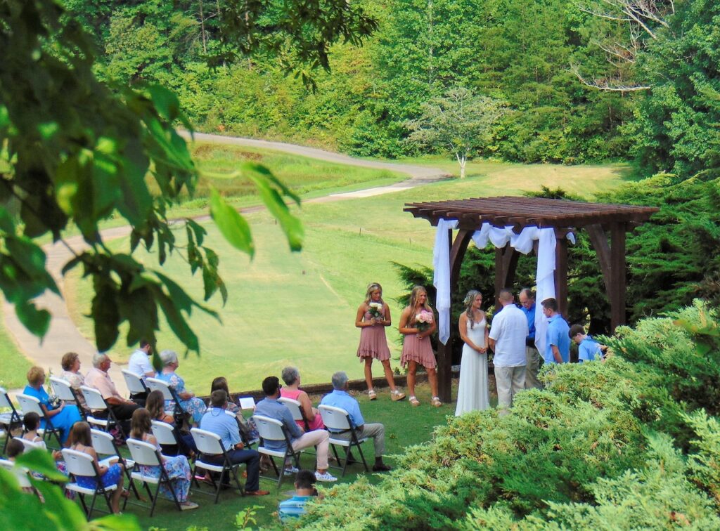 July arbor wedding